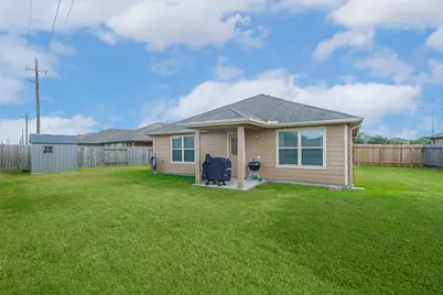 207 Ashley Falls Lane, Rosharon, TX 77583 - Photo 3