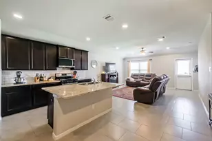 207 Ashley Falls Ln, Rosharon, TX 77583 - Photo 9