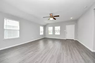 809 Jefferson Ave, Cleveland, TX 77327 - Photo 9