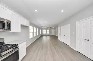 809 Jefferson Ave, Cleveland, TX 77327 - Photo 19