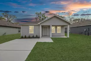 809 Jefferson Ave, Cleveland, TX 77327 - Photo 1