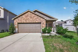 16737 Oak Bough Dr, Conroe, TX 77302 - Photo 1