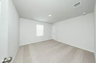 15634 Buffalo Mdw Ct, Houston, TX 77090 - Photo 17