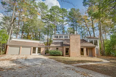 605 Jeff Davis Court, Conroe, TX 77302 - Photo 3