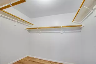 605 Jeff Davis Ct, Conroe, TX 77302 - Photo 17