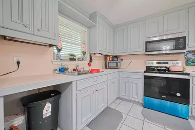 13351 Oak Leaf Lane, Houston, TX 77015 - Photo 15