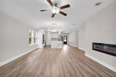 2082 Gadwall Drive, Conroe, TX 77384 - Photo 9