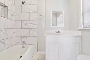 208 Preston St, La Marque, TX 77568 - Photo 33