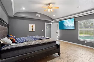 8406 Glen Valley Dr, Houston, TX 77061 - Photo 15