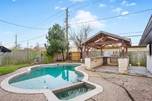 8406 Glen Valley Dr, Houston, TX 77061 - Photo 27