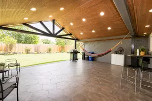 7718 Hiawatha Dr, Houston, TX 77036 - Photo 31