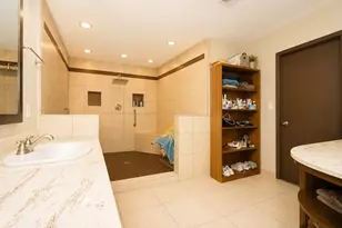 7718 Hiawatha Dr, Houston, TX 77036 - Photo 23
