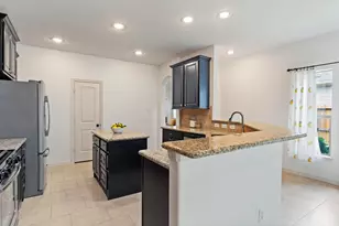1766 Canyon Lake Creek Dr, Conroe, TX 77304 - Photo 19