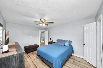 13827 Bay Gardens Drive, Sugar Land, TX 77498 - Photo 27