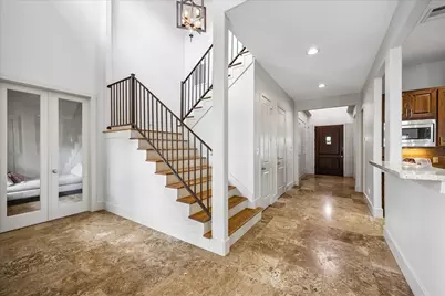 6010 Tyne Street, Houston, TX 77007 - Photo 9