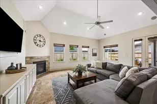 6010 Tyne St, Houston, TX 77007 - Photo 13