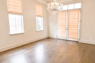1976 Woodbury St, Houston, TX 77030 - Photo 3