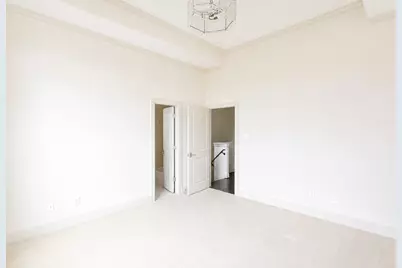 1976 Woodbury Street, Houston, TX 77030 - Photo 9
