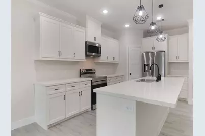 415 Road 5102J, Cleveland, TX 77327 - Photo 9