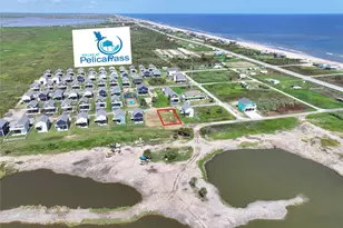 1056 Caplen St, Gilchrist, TX 77617 - Photo 1