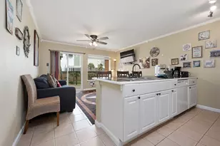 9520 Seawall Blvd, Galveston, TX 77554 - Photo 3