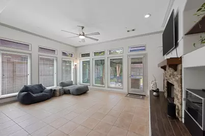 10227 Crescent Bluff Lane, Houston, TX 77070 - Photo 9