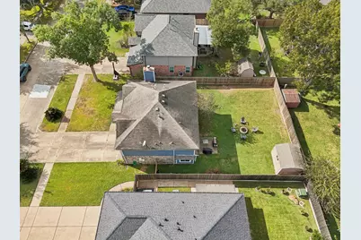 2202 Dublin Drive, League City, TX 77573 - Photo 35