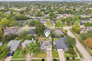 2202 Dublin Dr, League City, TX 77573 - Photo 33