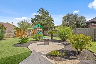 1619 Caledonia Trail, Sugar Land, TX 77479 - Photo 39