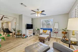 16422 Dunmoor Dr, Houston, TX 77059 - Photo 11