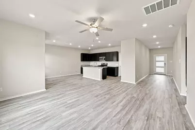 6711 Pebble Bluff Court, Cove, TX 77523 - Photo 15