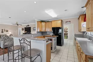 2071 County Rd 291, Bay City, TX 77414 - Photo 7