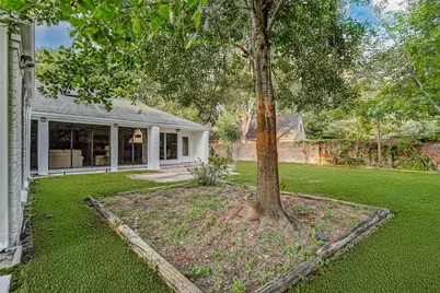 10303 Chevy Chase Drive, Houston, TX 77042 - Photo 45