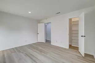 10303 Chevy Chase Dr, Houston, TX 77042 - Photo 39