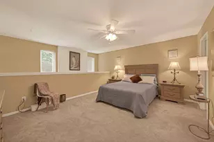 10252 Longmont Dr, Houston, TX 77042 - Photo 23