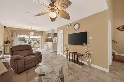 10252 Longmont Drive #45/4, Houston, TX 77042 - Photo 11