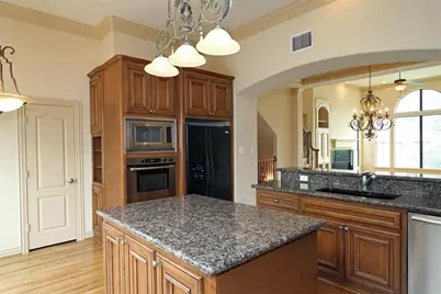 622 Bomar Street, Houston, TX 77006 - Photo 9