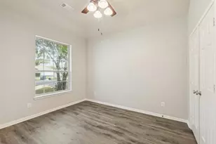 307 Watercrest Harbor Ln, League City, TX 77573 - Photo 13