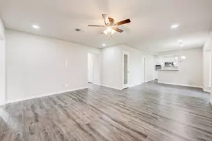 9617 Caffrey St, Houston, TX 77075 - Photo 7