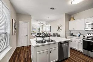 1223 Avenue M, Galveston, TX 77550 - Photo 13