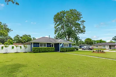 331 Redwood Street, Lake Jackson, TX 77566 - Photo 25