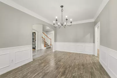 15730 Lake Loop Drive, Cypress, TX 77433 - Photo 9