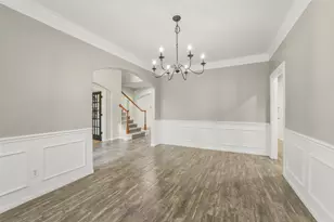 15730 Lake Loop Dr, Cypress, TX 77433 - Photo 9