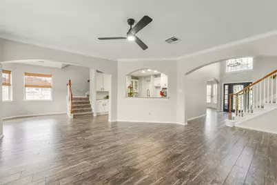 15730 Lake Loop Drive, Cypress, TX 77433 - Photo 13
