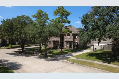 15730 Lake Loop Drive, Cypress, TX 77433 - Photo 47