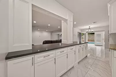 5207 Bent Bough Lane, Houston, TX 77088 - Photo 11