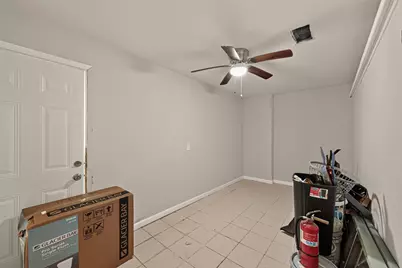 5207 Bent Bough Lane, Houston, TX 77088 - Photo 29