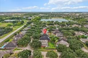 407 Crimson Coast Dr, League City, TX 77573 - Photo 37