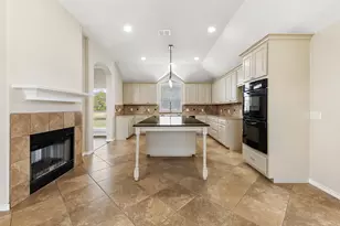 6100 Whitetail Ln, Bryan, TX 77808 - Photo 11