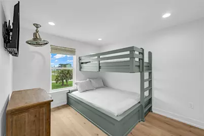 2477 Gilmore, Crystal Beach, TX 77650 - Photo 27